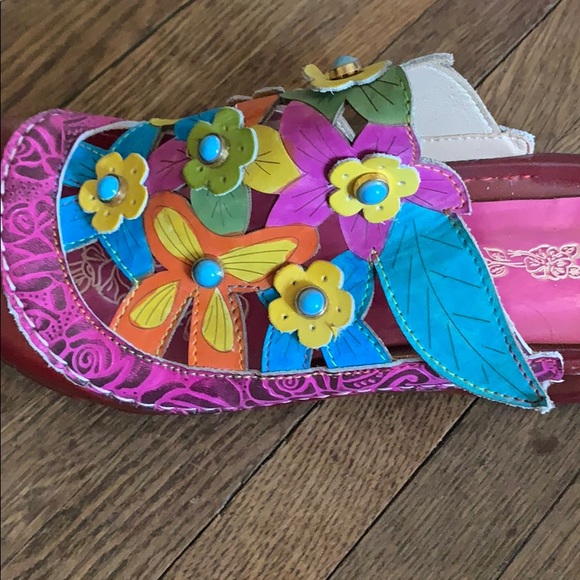 Fun, Flowered Slides - Picture 2 of 6